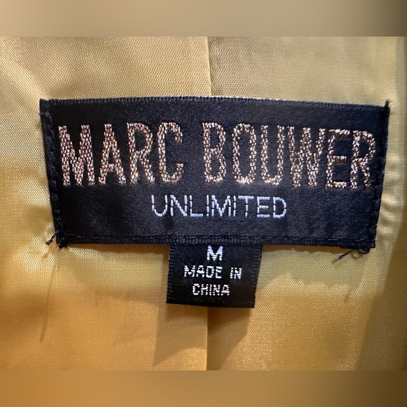 NWOT - Marc Bouwer Unlimited Fancy Yellow Cape Blazer - Size Medium - Picture 6 of 8